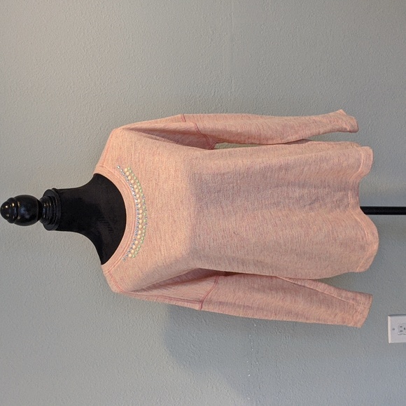 energe Sweaters - *3/$10* Energe World West Sweater Size XL